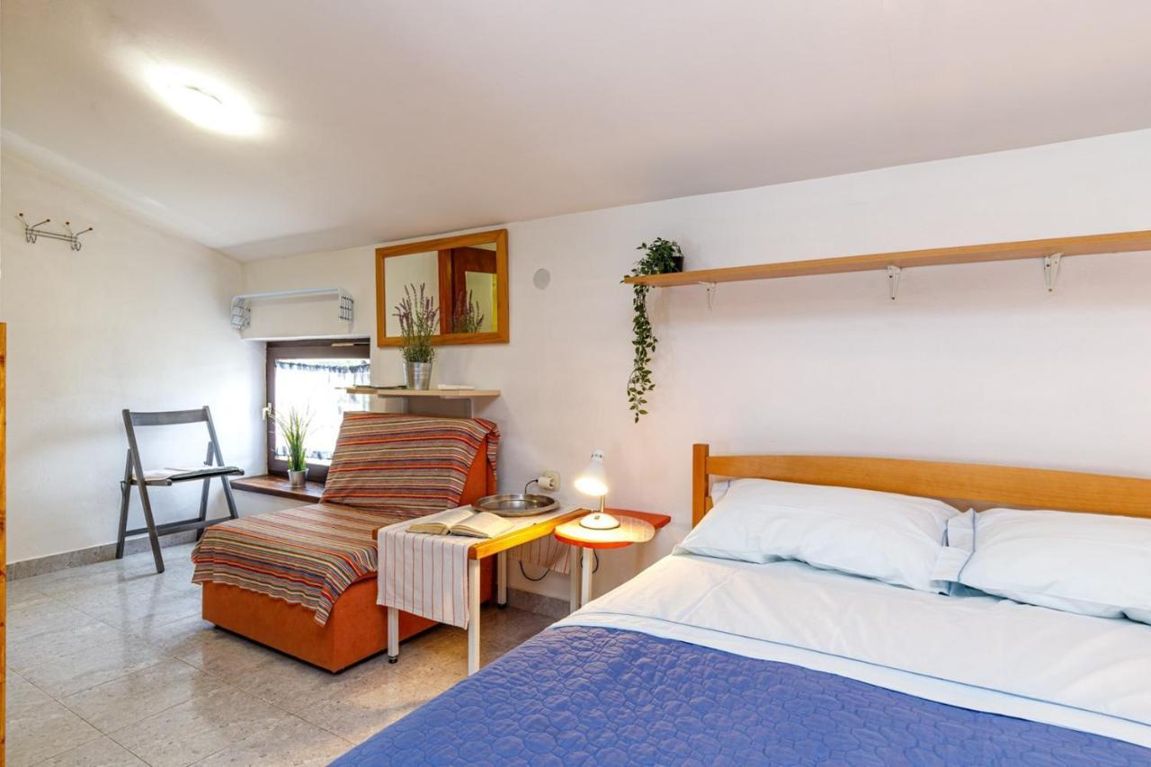 Apartments Pernar 波雷奇 外观 照片